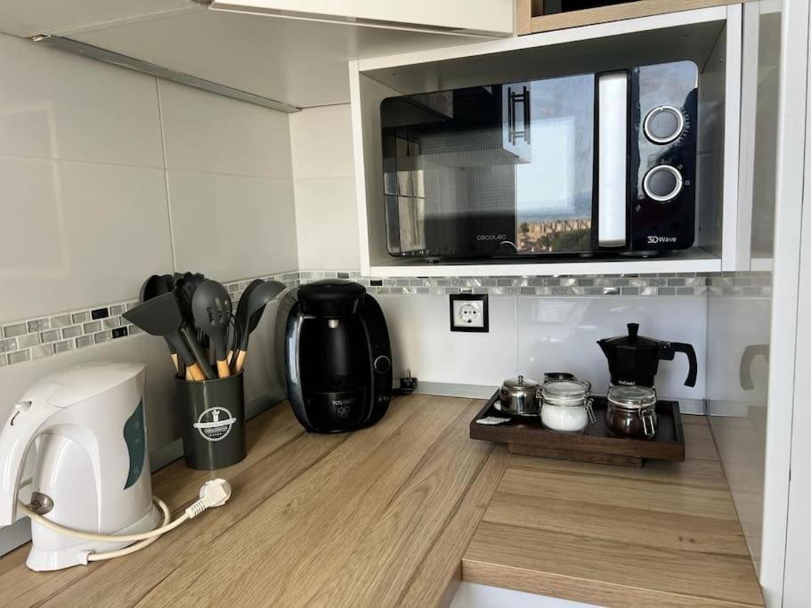 Espectacular Apartamento Junto Al Mar, Con Piscina En マラガ エクステリア 写真